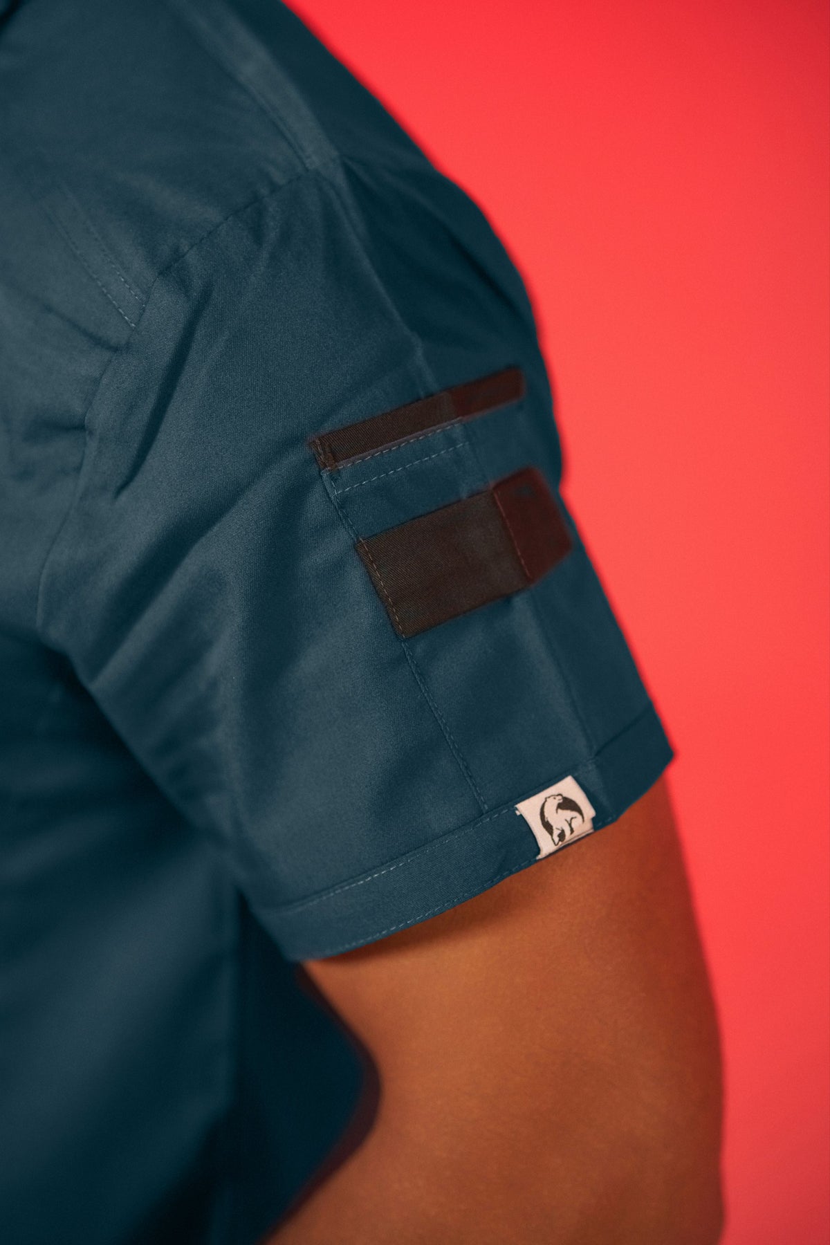 EMERALD GREEN V-NECK