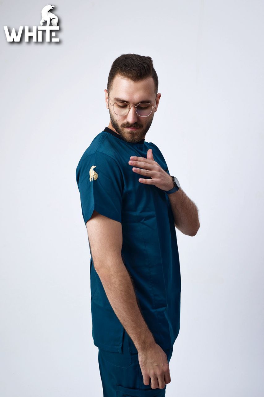 EMRELED GREEN ROUND-NECK SCRUB