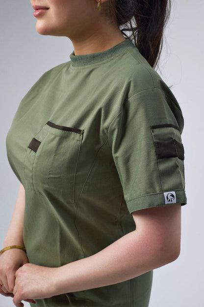 OLIVE GREEN ROUND-NECK